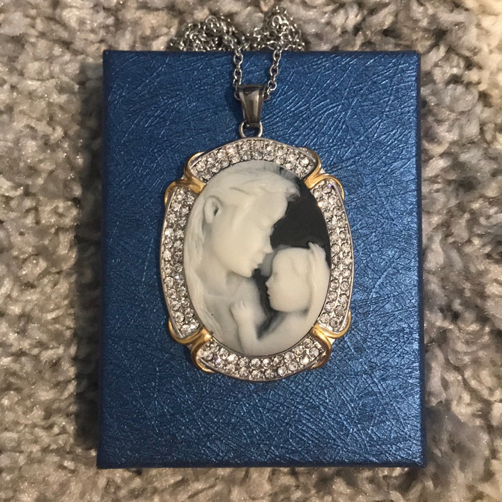 NWOT Costume Jewelry
